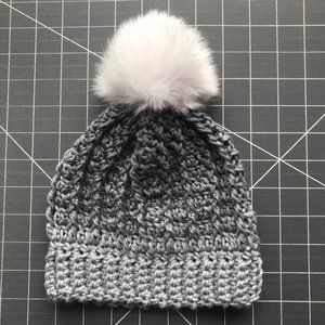 Lot of 2 Umbro Youth KIDS Boys Girls Beanie Knit Hats Unisex Gray Blue NWT